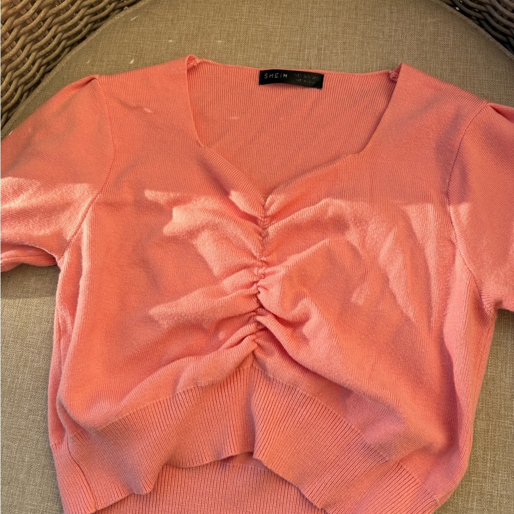 Peach Ruched Crop Top - Picture 2 of 3